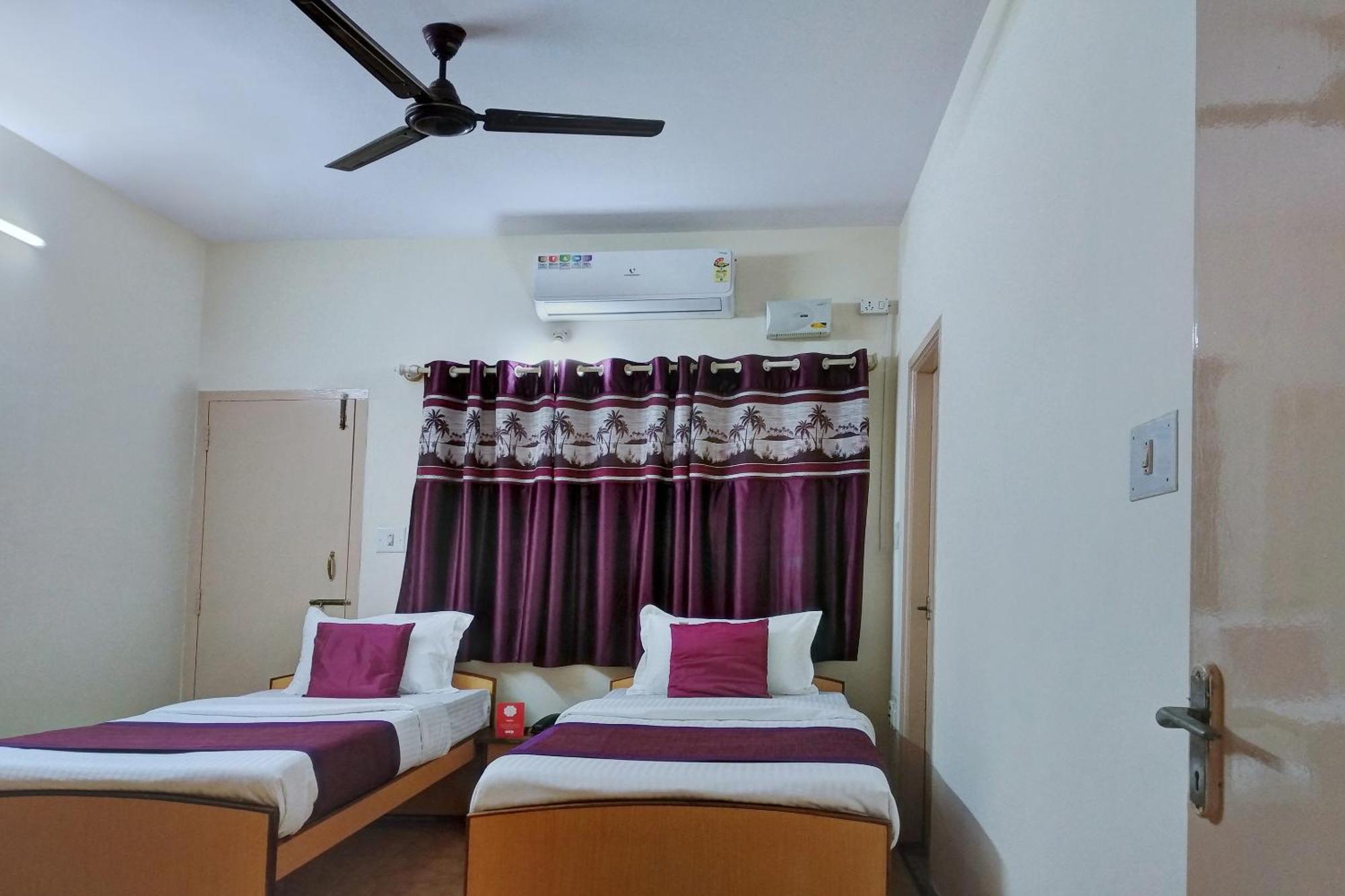 Super Hotel O Shree Mookambika Guest House Near Sri Someshwara Swami Temple Bengalúr Exteriér fotografie